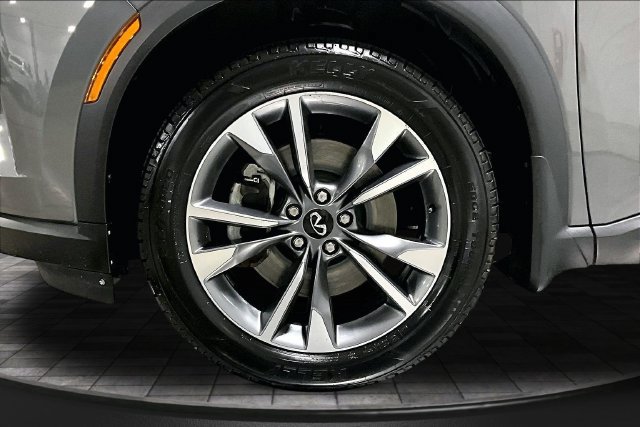 Used 2023 INFINITI QX60 Luxe w/ Cargo Package AWD/4WD image 34