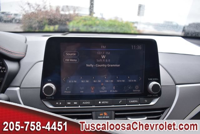 Used 2024 Nissan Altima 2.5 SR FWD image 32