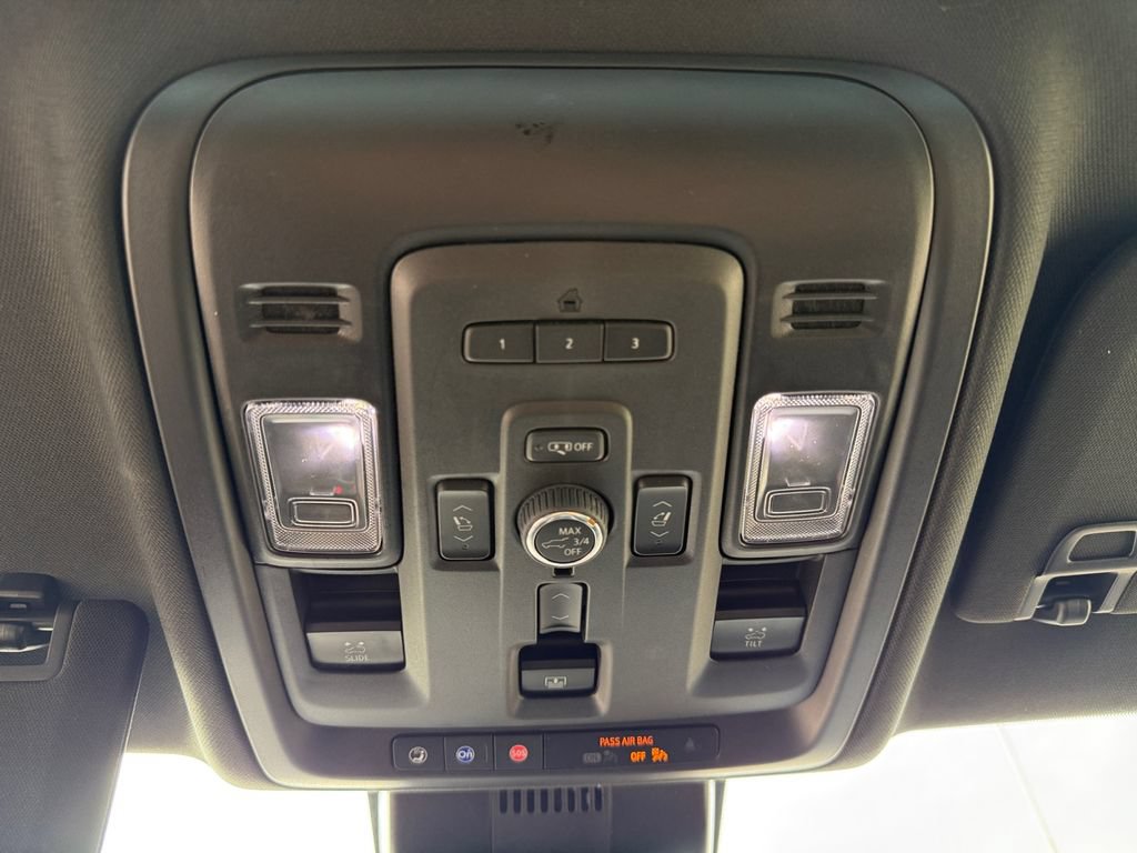 Used 2024 GMC Yukon Denali AWD/4WD image 47