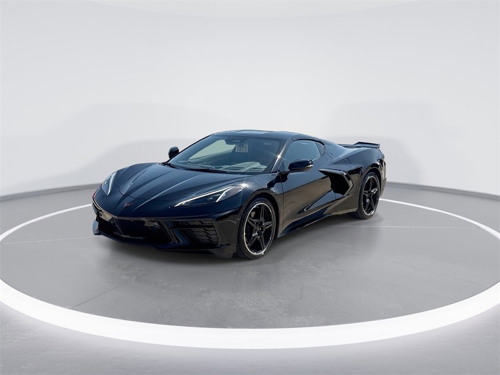 Used 2024 Chevrolet Corvette Stingray Preferred Cpe w/ 2LT image 4