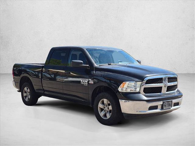 Used 2020 RAM 1500 Classic SLT AWD/4WD image 3