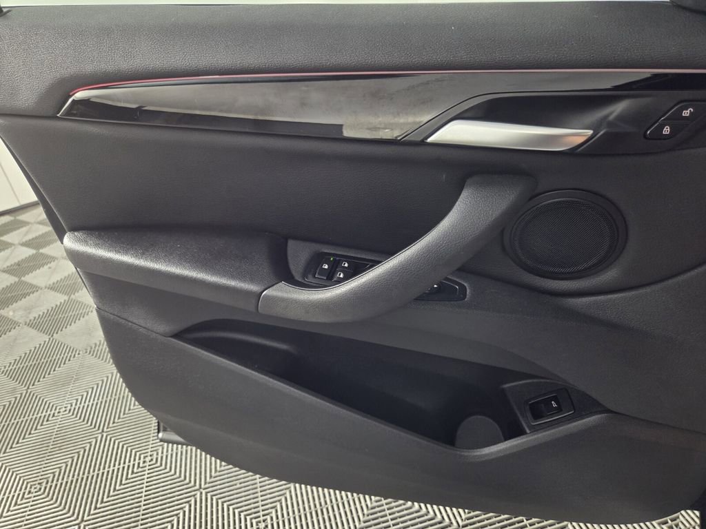 Used 2020 BMW X1 sDrive28i image 21