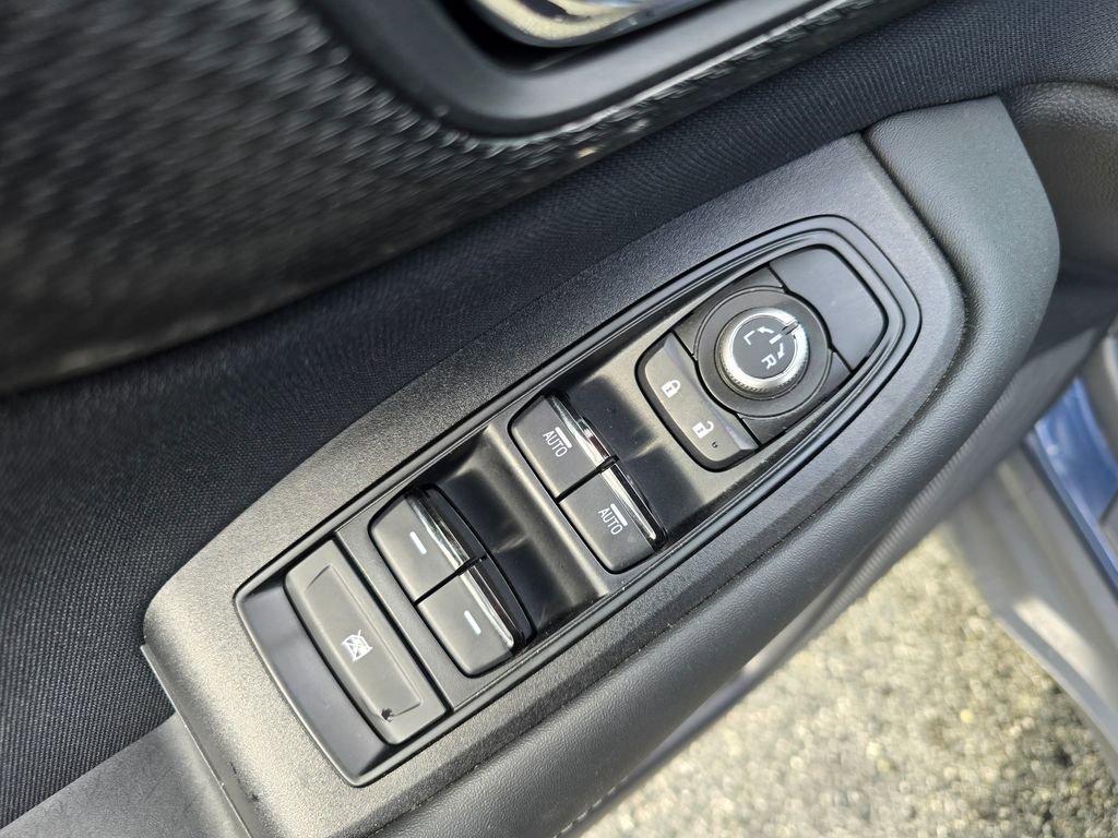 Used 2025 Subaru Outback Premium image 19