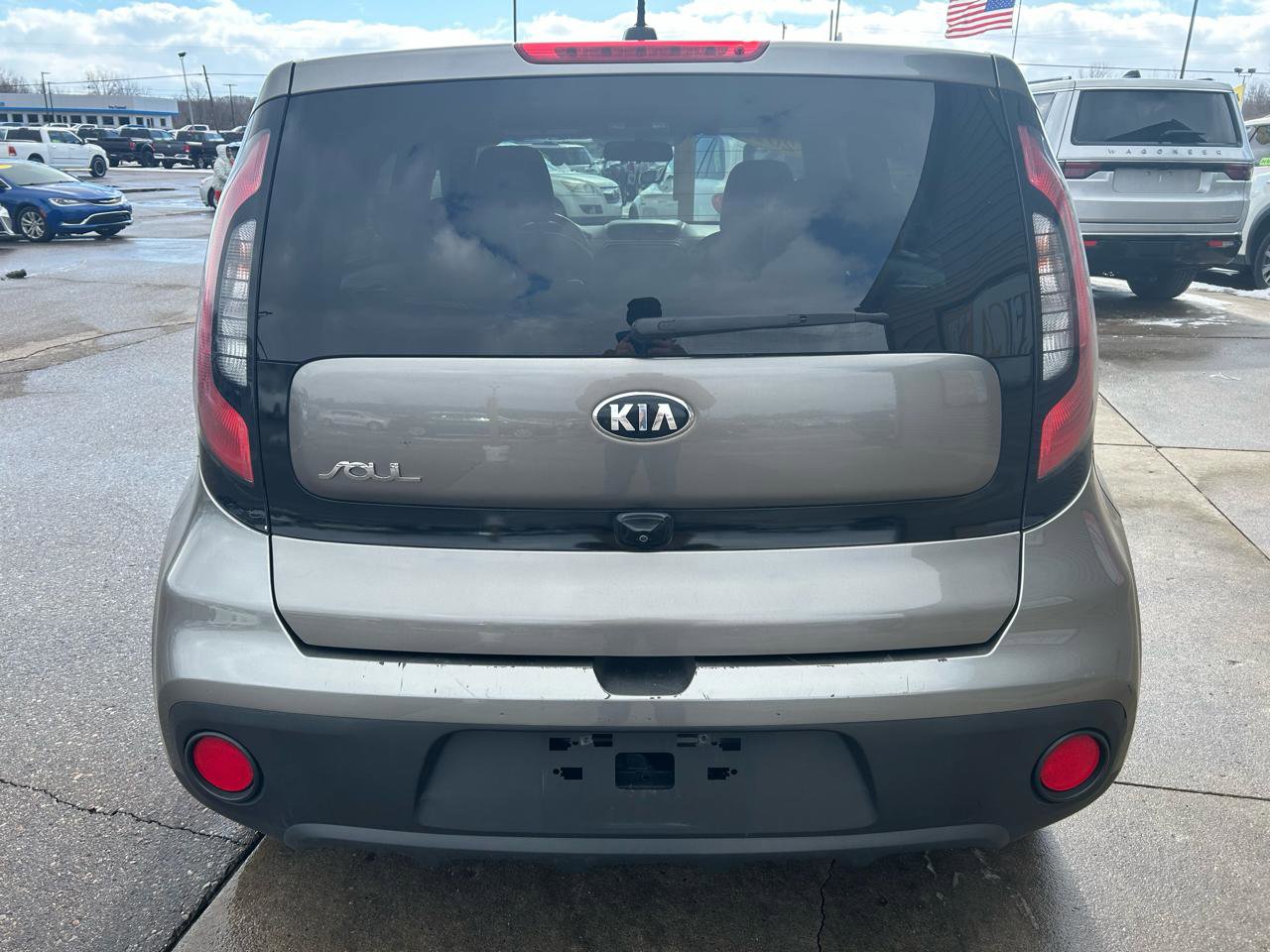 Used 2019 Kia Soul image 6