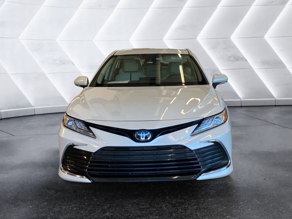 Used 2022 Toyota Camry XLE image 7