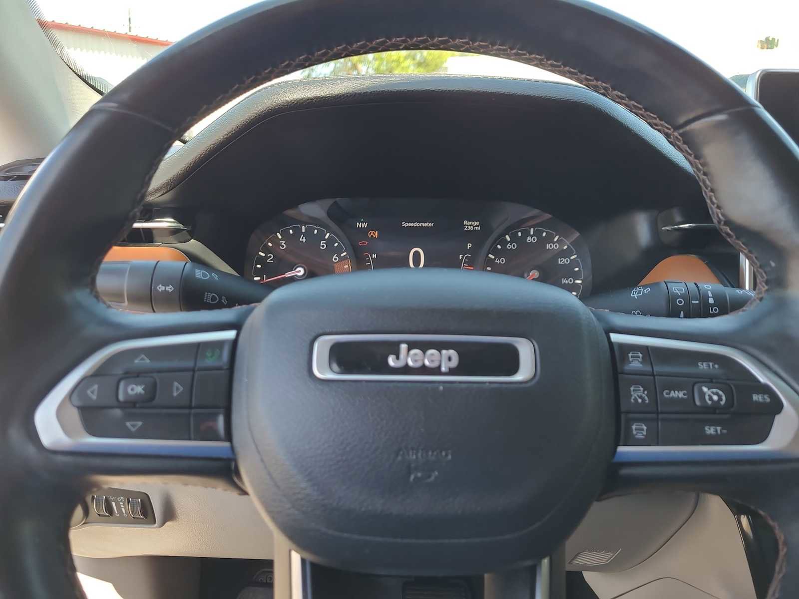 Used 2022 Jeep Compass Limited image 23