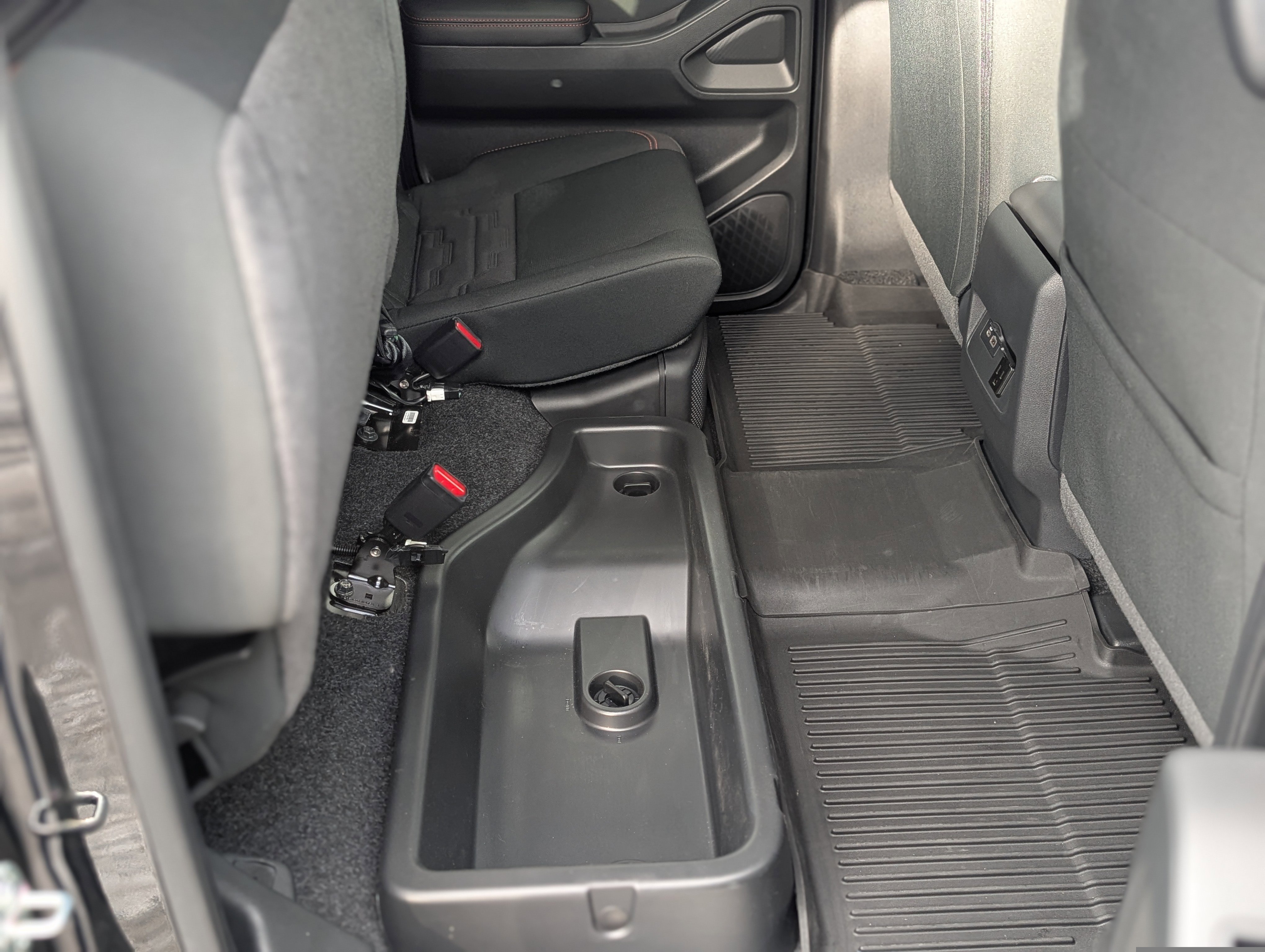 Used 2023 Nissan Frontier PRO-4X w/ Pro Convenience Package image 41