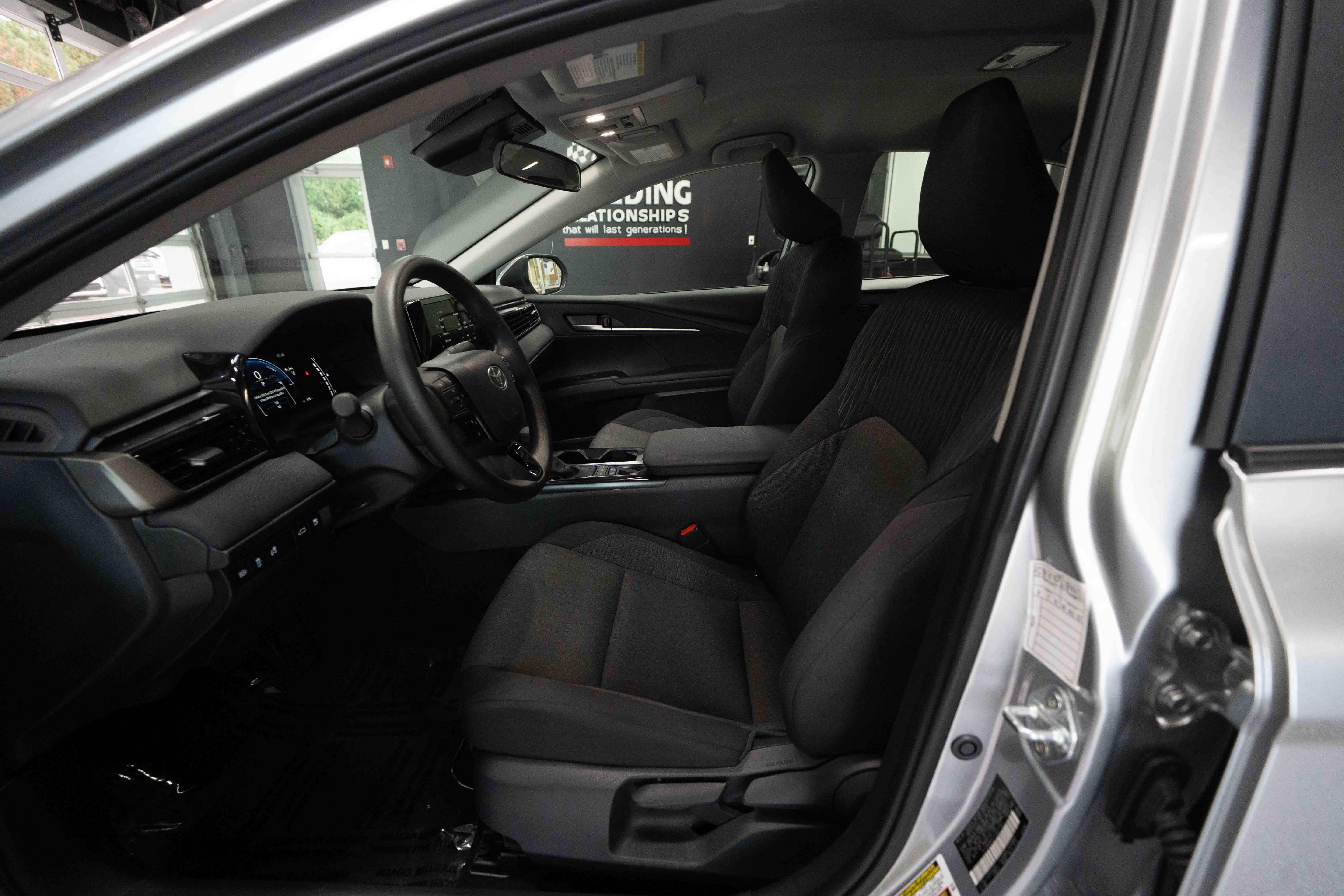 Used 2026 Toyota Camry LE FWD image 9
