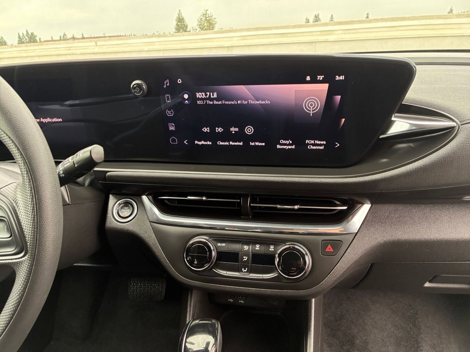 Used 2025 Buick Envista Preferred image 17