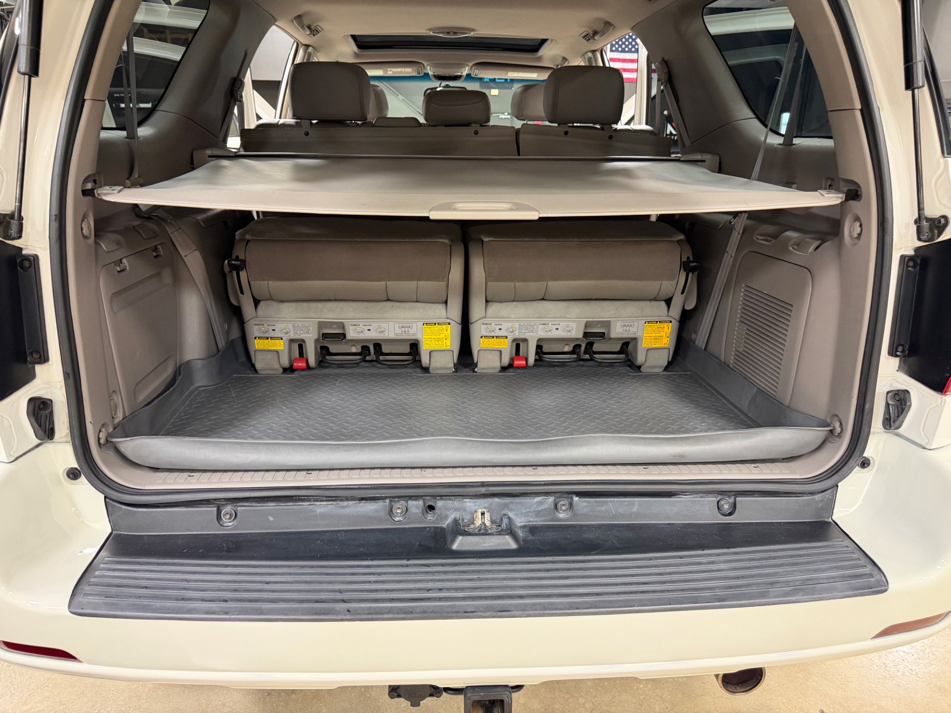 Used 2004 Toyota Sequoia Limited AWD/4WD image 30