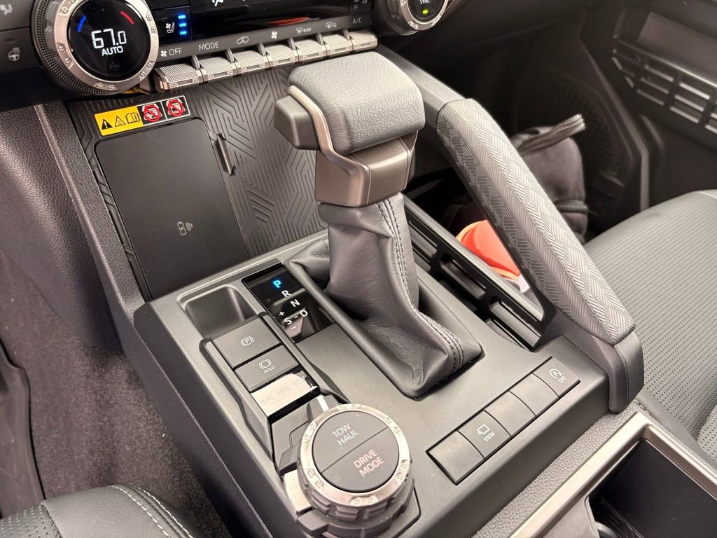 Used 2025 Toyota 4Runner Limited image 20