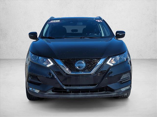 Used 2021 Nissan Rogue Sport SV image 2