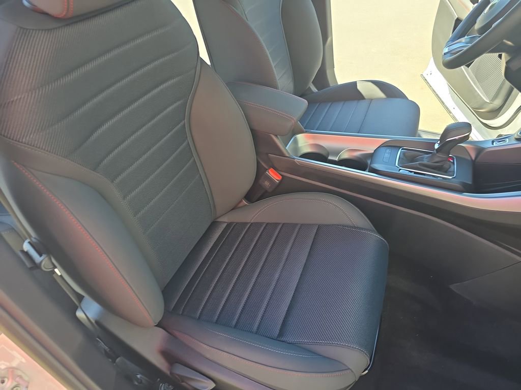 New 2025 Dodge Hornet GT image 10