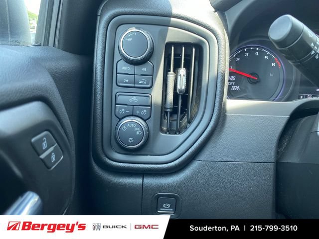 Certified 2022 Chevrolet Silverado 1500 Custom AWD/4WD image 21