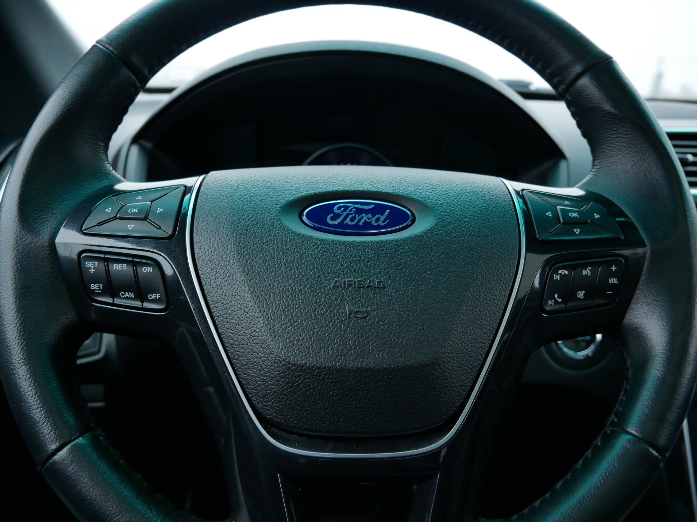 Used 2016 Ford Explorer Limited w/ Equipment Group 301A image 27