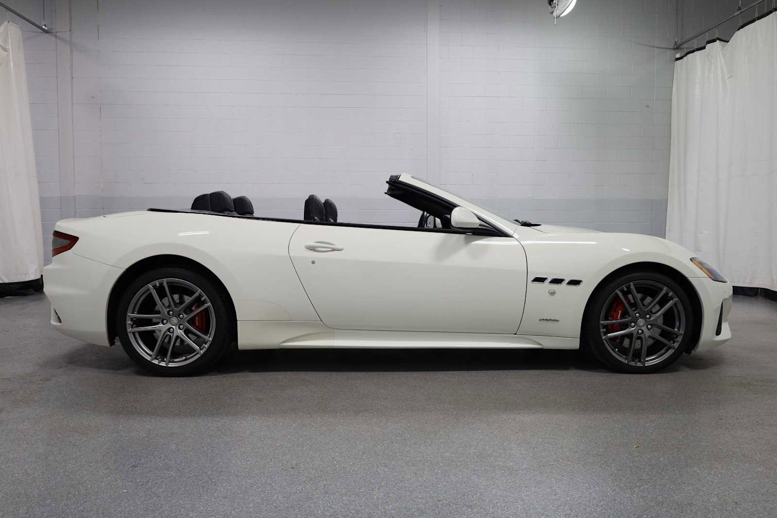 Used 2018 Maserati GranTurismo Sport image 10