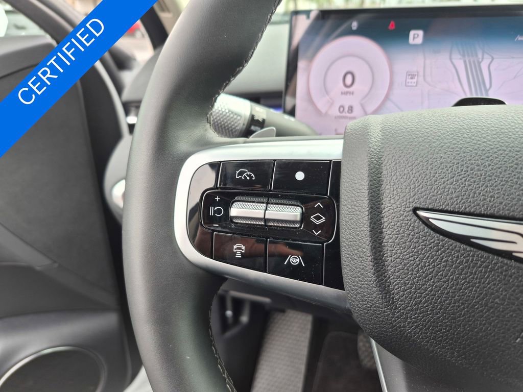 Used 2026 Genesis GV70 2.5T Select image 13