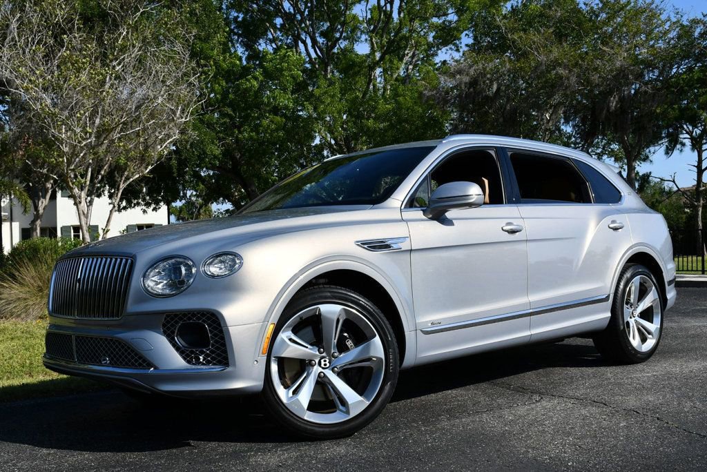 Used 2023 Bentley Bentayga Extended Wheelbase AWD/4WD image 26