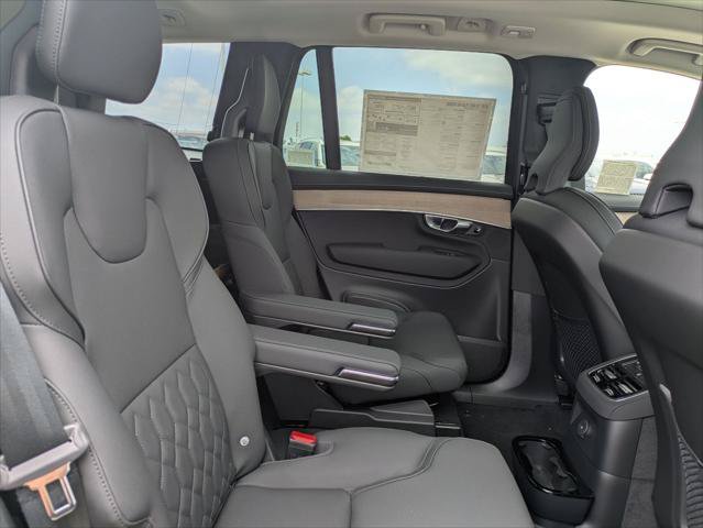 New 2026 Volvo XC90 T8 Plus w/ Protection Package AWD/4WD image 13
