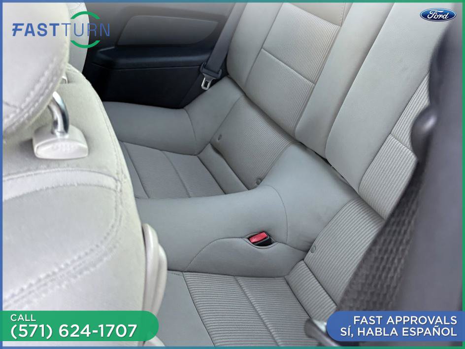 Used 2012 Ford Mustang Coupe RWD image 13