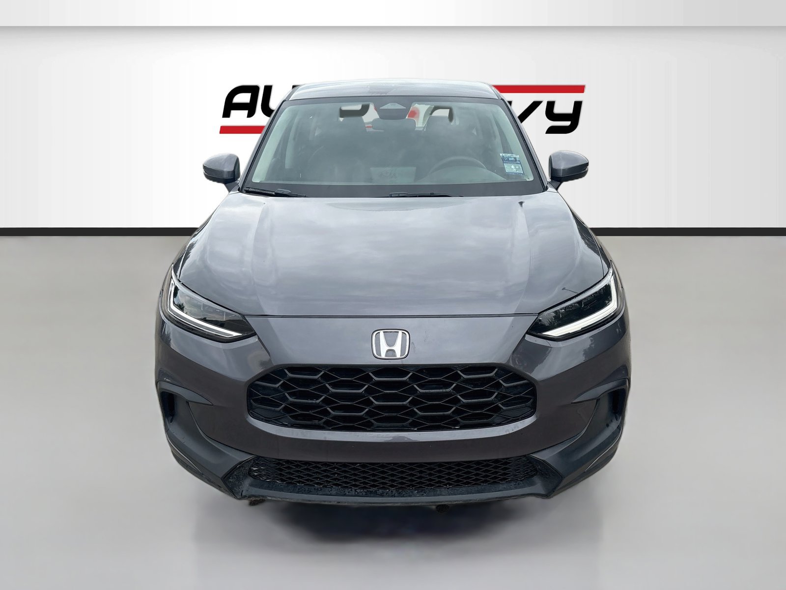 Used 2024 Honda HR-V LX image 2