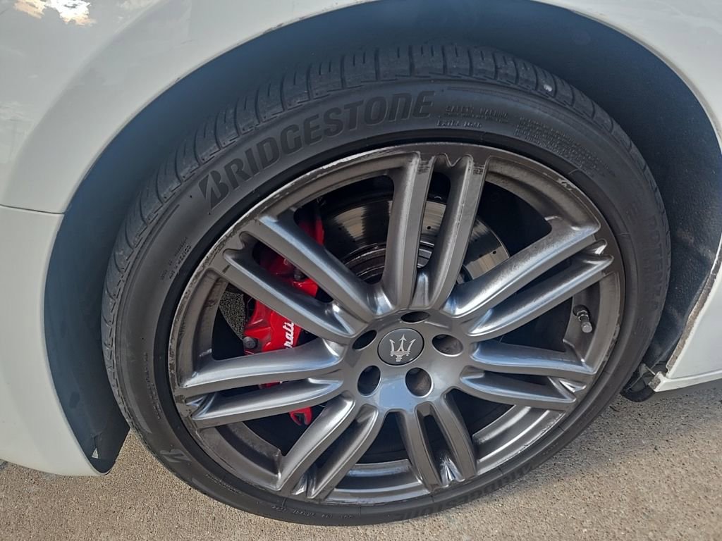 Used 2018 Maserati Ghibli S image 7