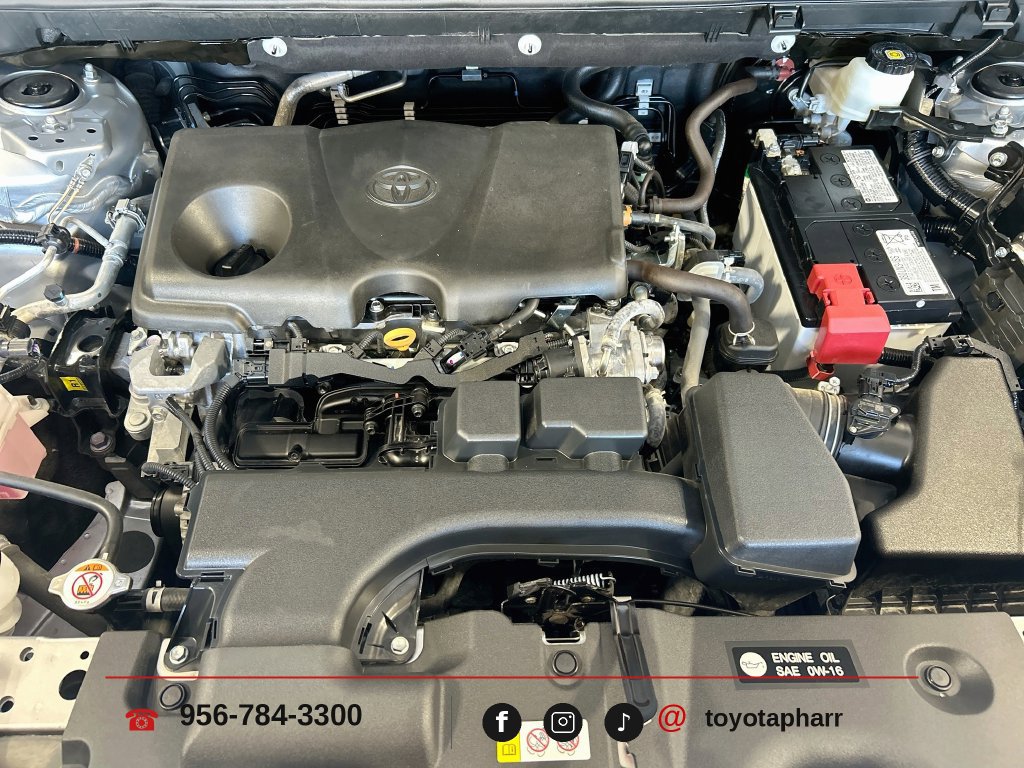 Used 2025 Toyota RAV4 XLE w/ Convenience Package FWD image 28