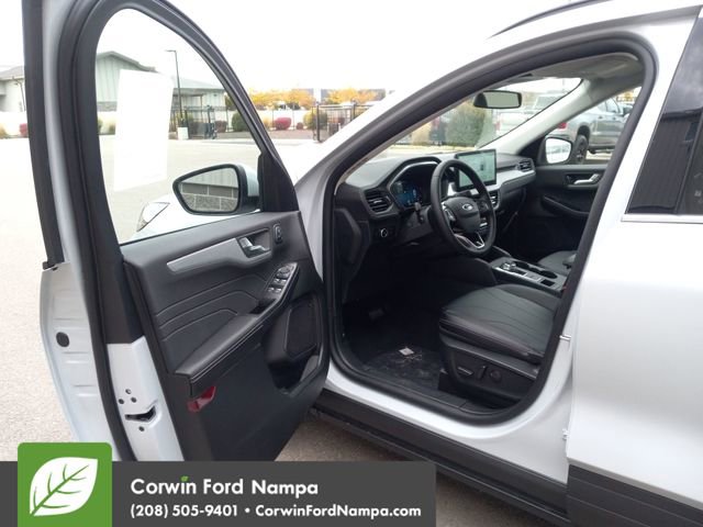 New 2026 Ford Escape Platinum image 9