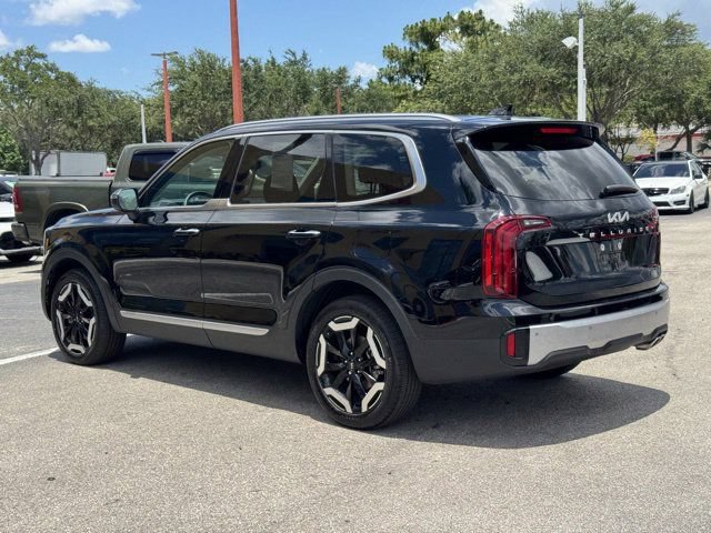 Certified 2024 Kia Telluride S w/ S Sunroof Package FWD image 3
