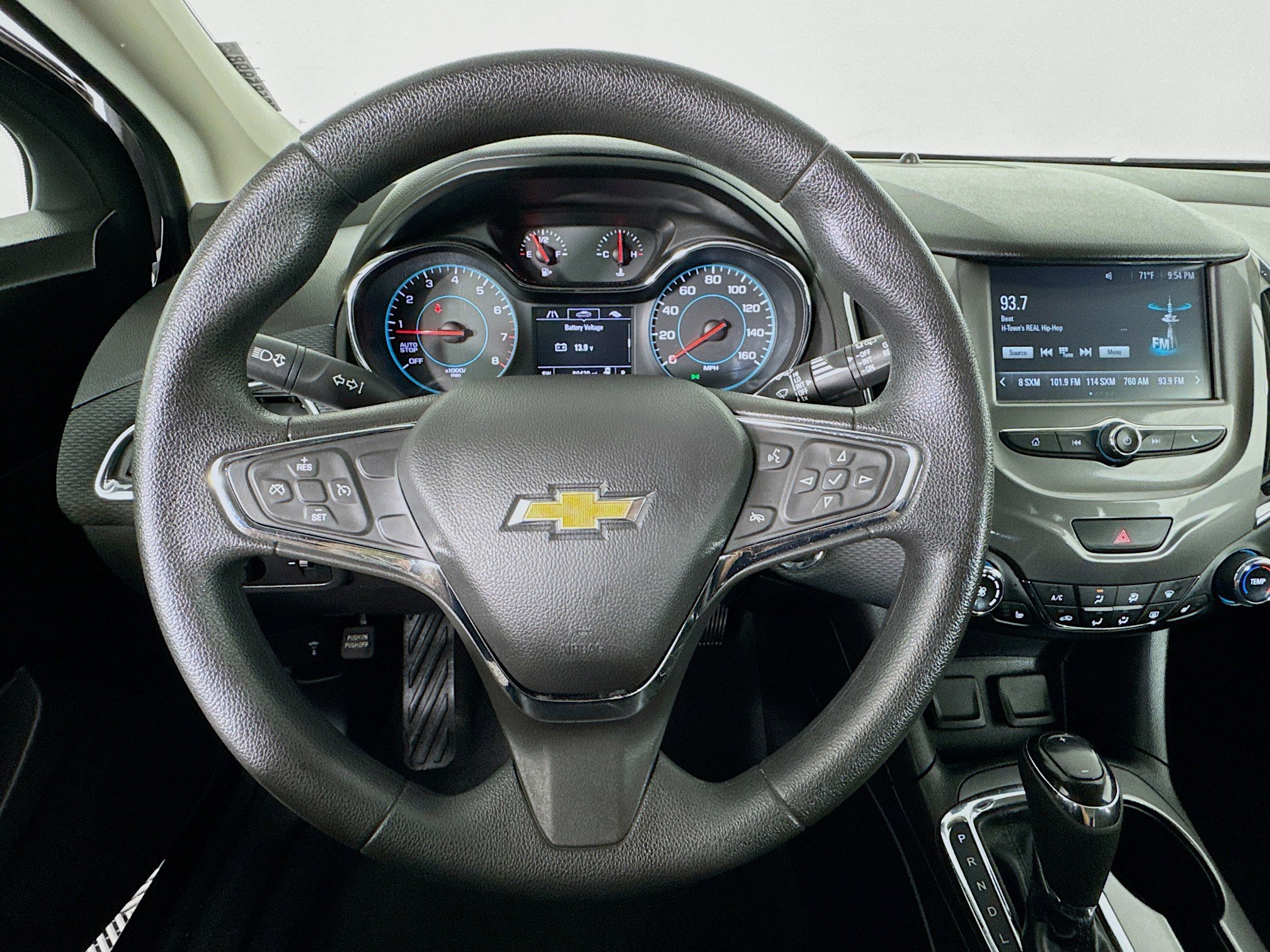 Used 2017 Chevrolet Cruze LT w/ Convenience Package image 11