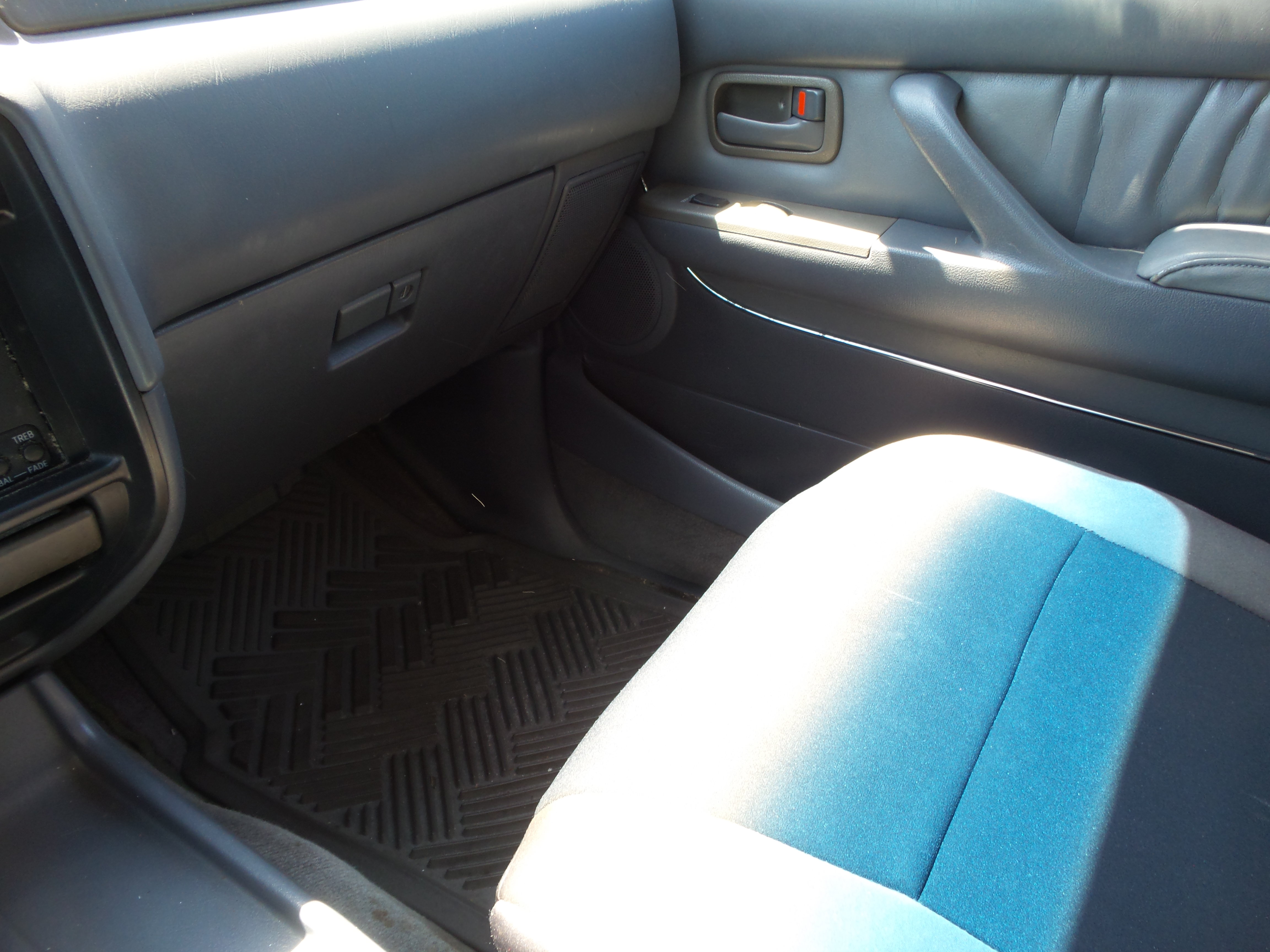 Used 1997 Toyota Land Cruiser w/ Leather Trim Pkg AWD/4WD image 62