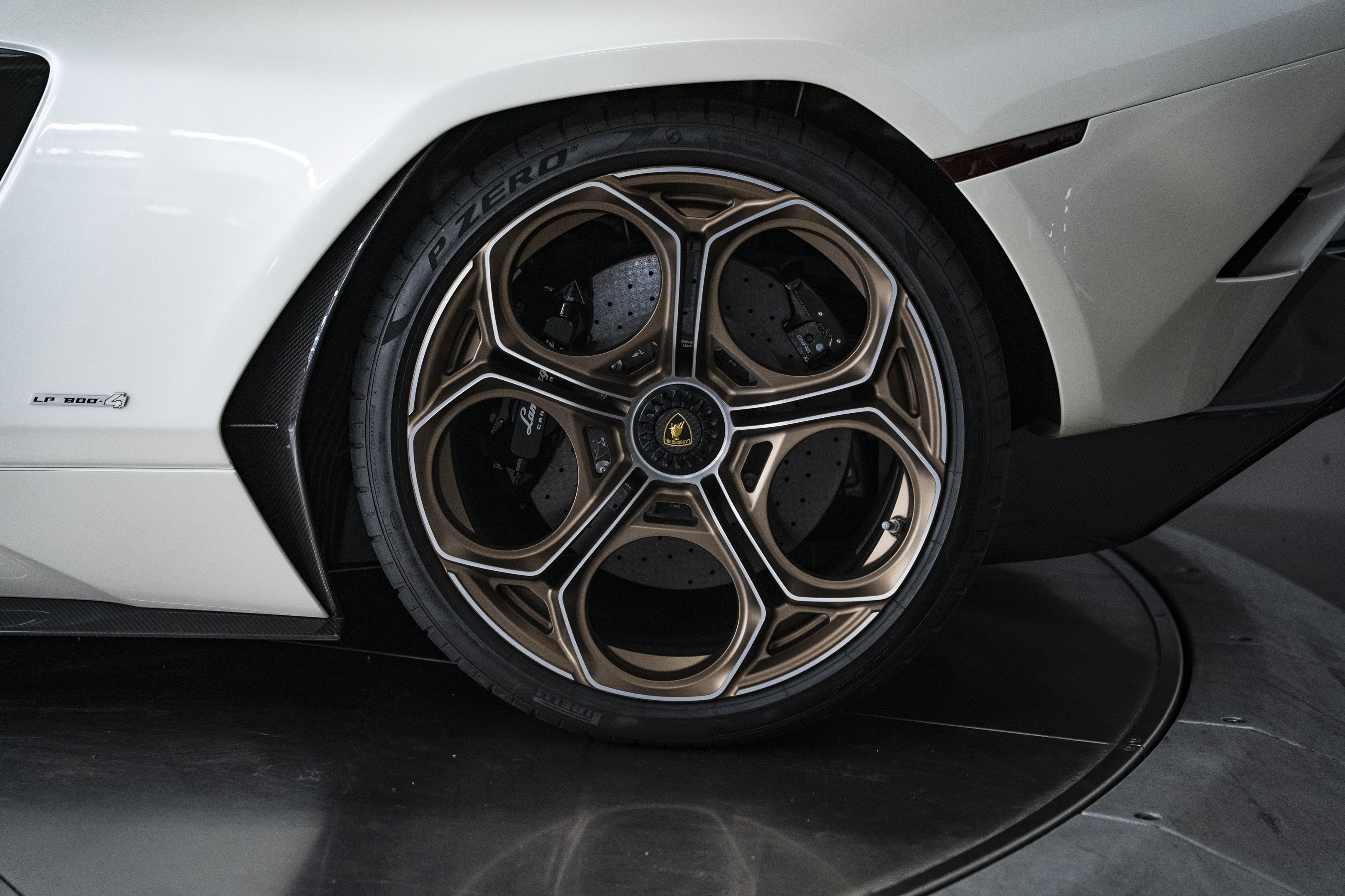 Used 2022 Lamborghini Aventador Countach AWD/4WD image 48