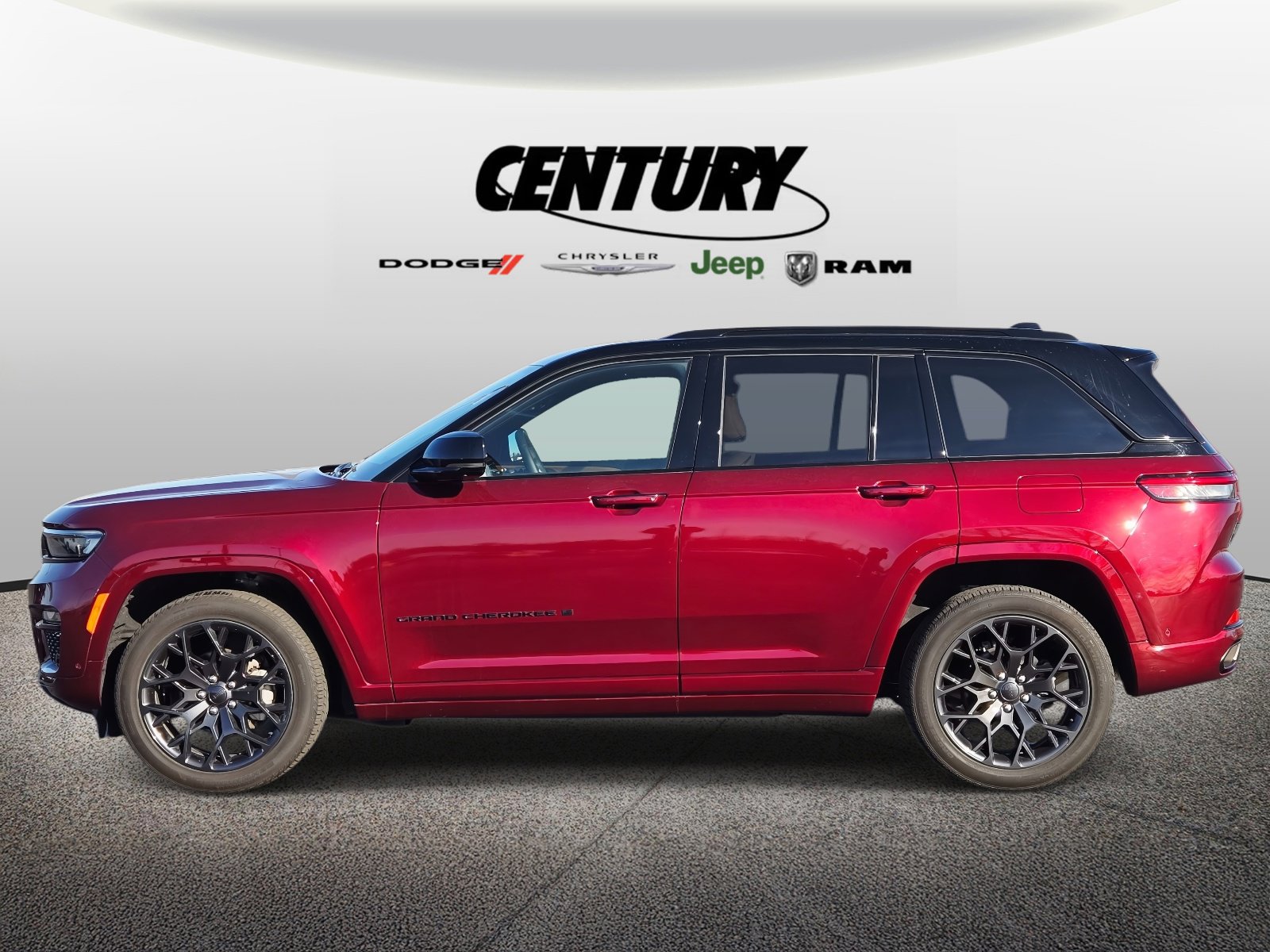 Used 2024 Jeep Grand Cherokee Summit image 7