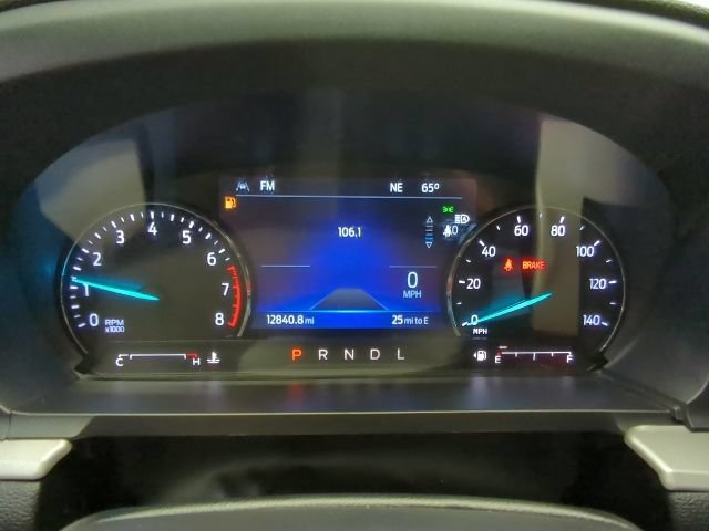 Used 2023 Ford Explorer XLT AWD/4WD image 11