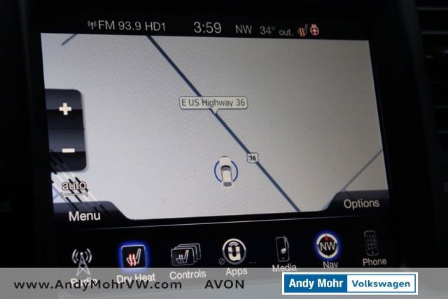 Used 2016 Chrysler 300 C image 38