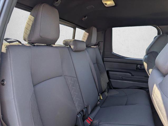 Certified 2025 Toyota Tacoma SR5 AWD/4WD image 24