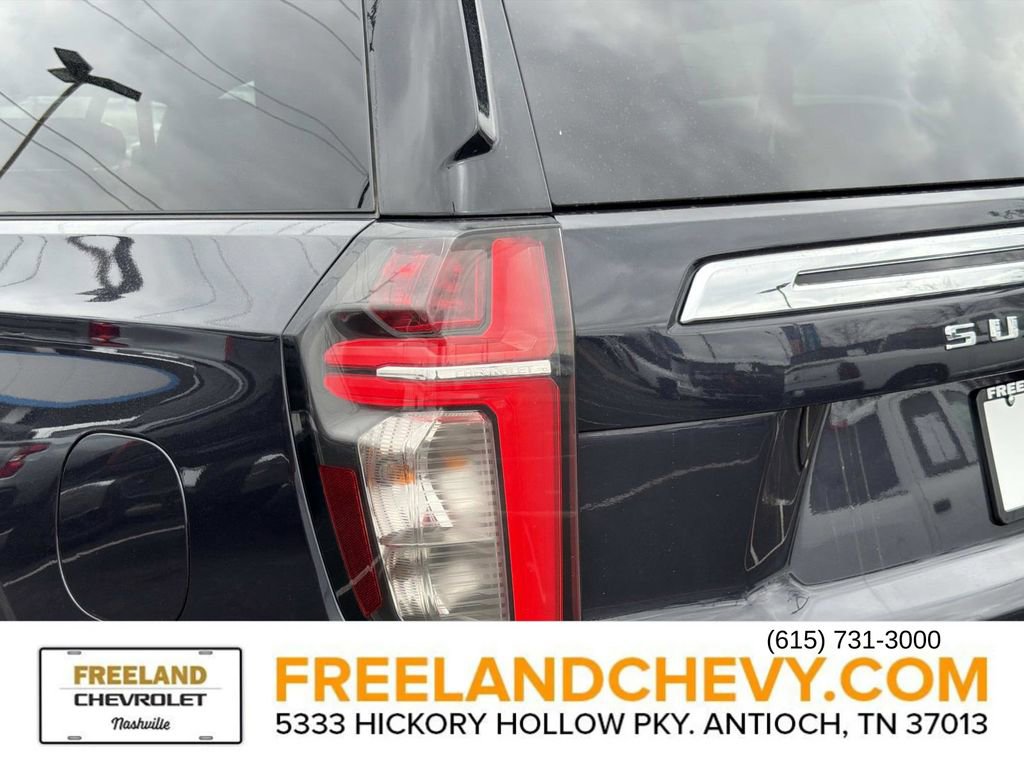Used 2023 Chevrolet Suburban Premier image 12