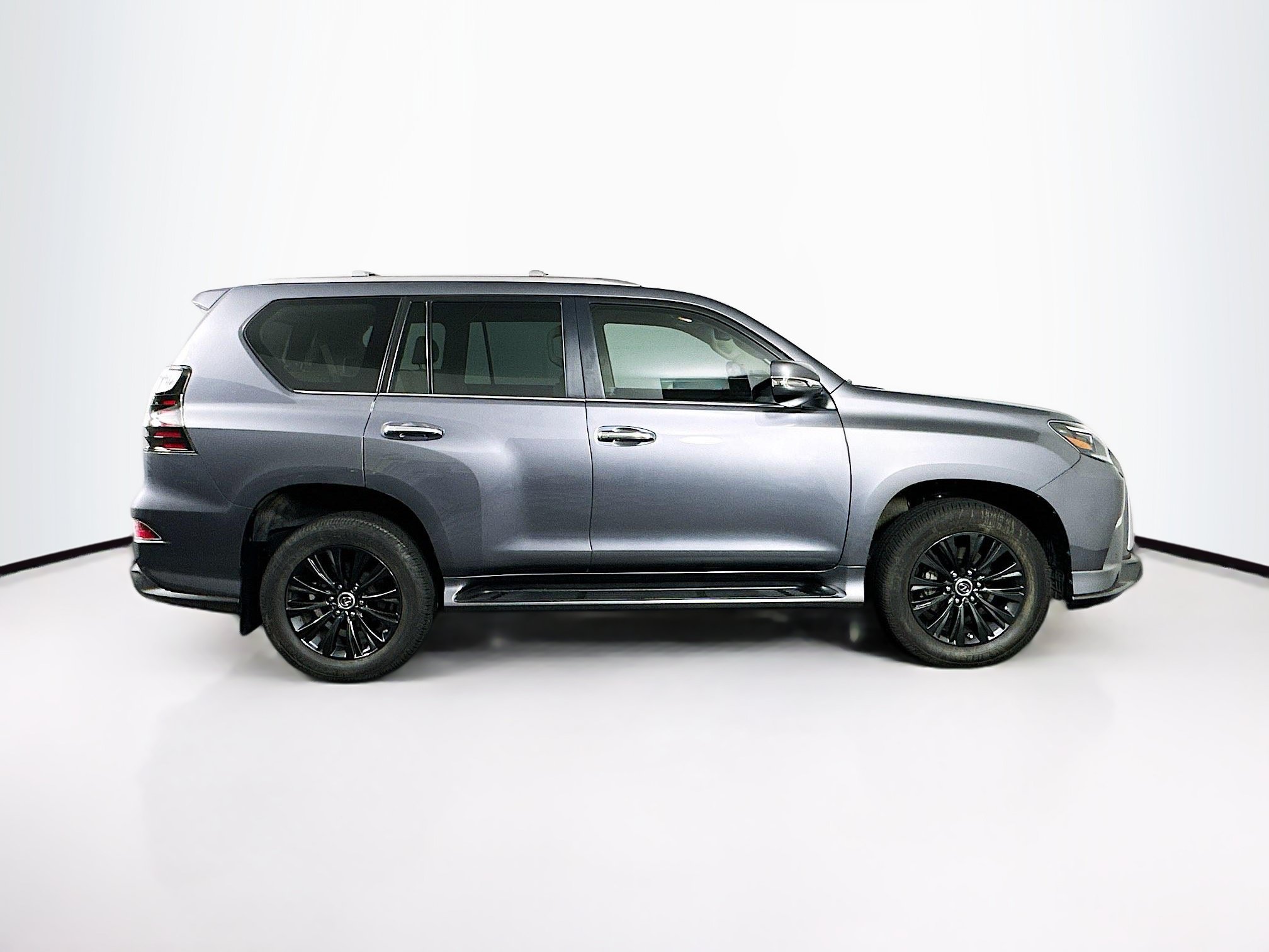 Used 2023 Lexus GX 460 Premium w/ Accessory Package AWD/4WD image 10