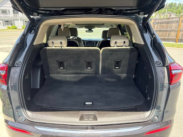 Used 2020 Buick Enclave Premium w/ Sun and Sites Package AWD/4WD image 26
