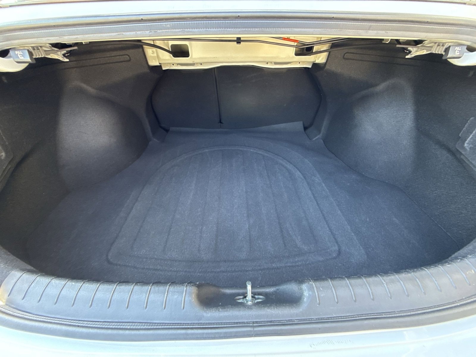 Certified 2025 Hyundai Elantra SEL FWD image 27