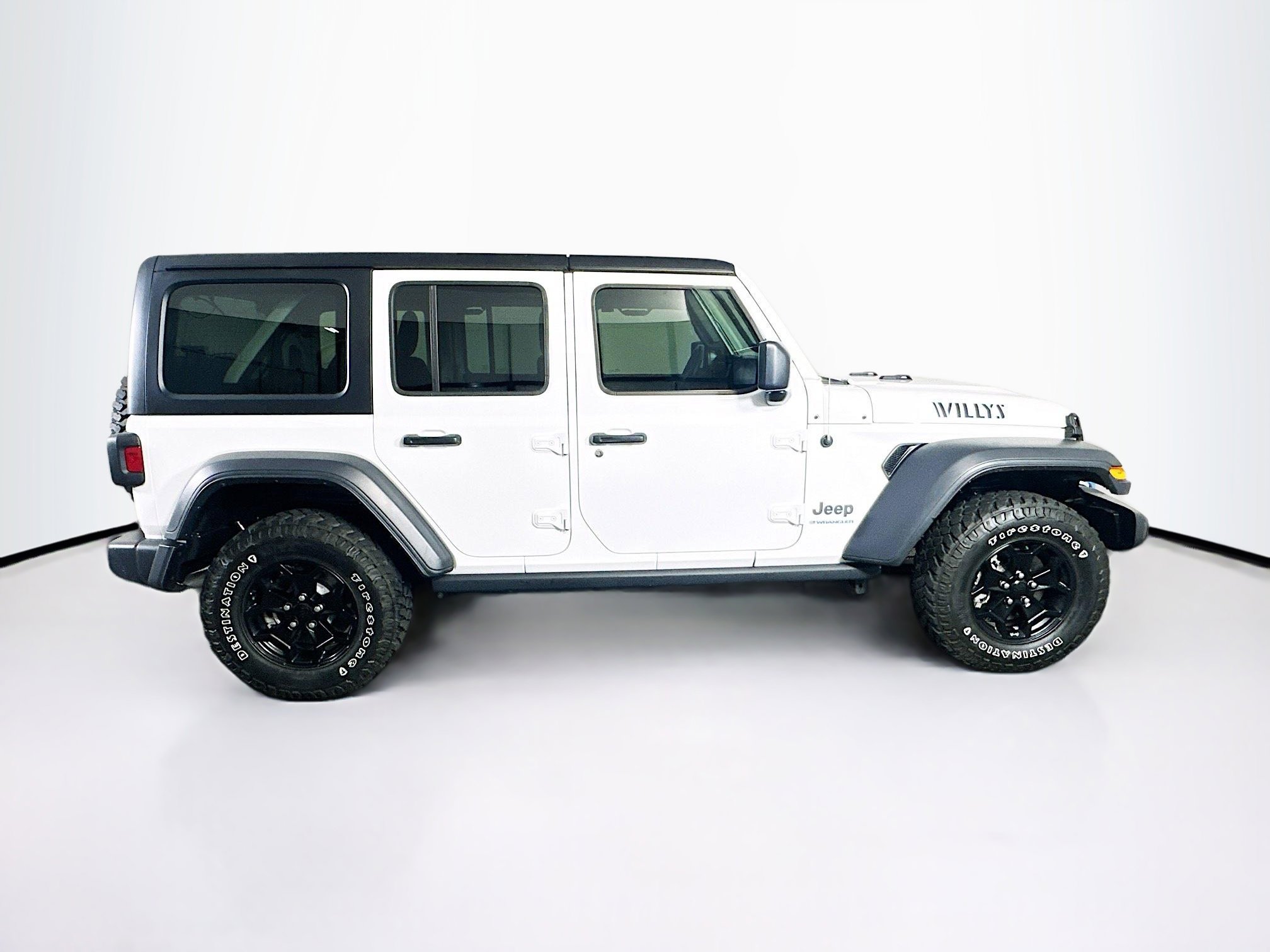 Used 2023 Jeep Wrangler Unlimited w/ Cold Weather Group AWD/4WD image 10
