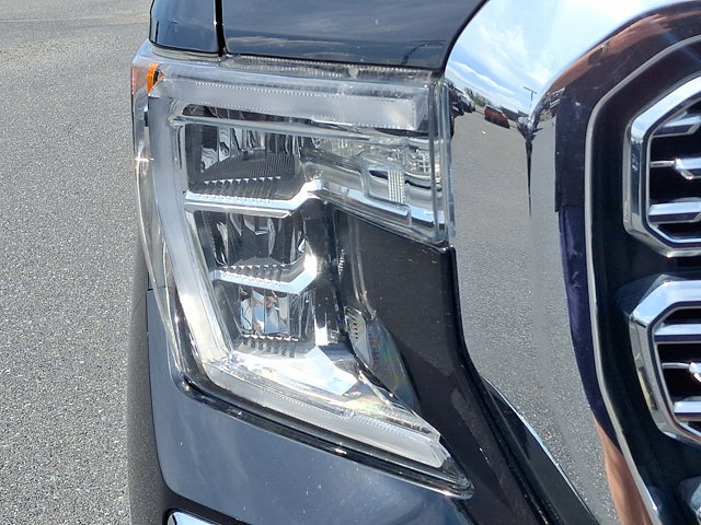 Used 2020 GMC Sierra 1500 Denali w/ Technology Package AWD/4WD image 9