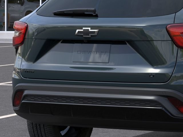 New 2026 Chevrolet Trax LT w/ Driver Confidence Package FWD image 14