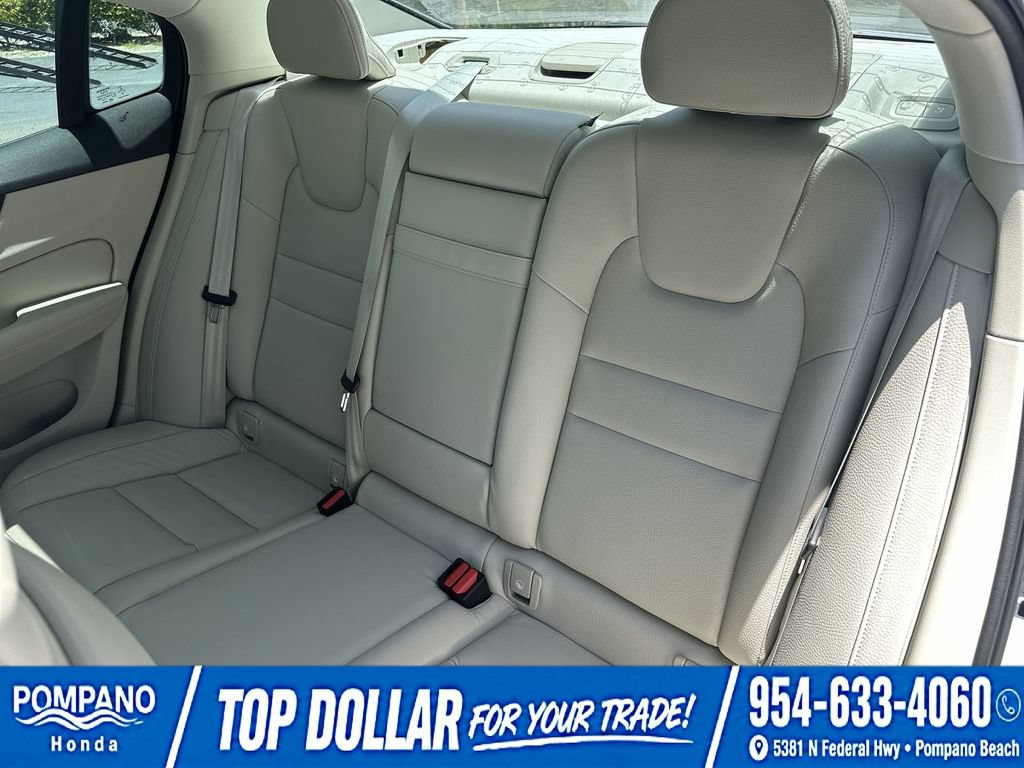 Used 2019 Volvo S60 T5 Momentum FWD image 24