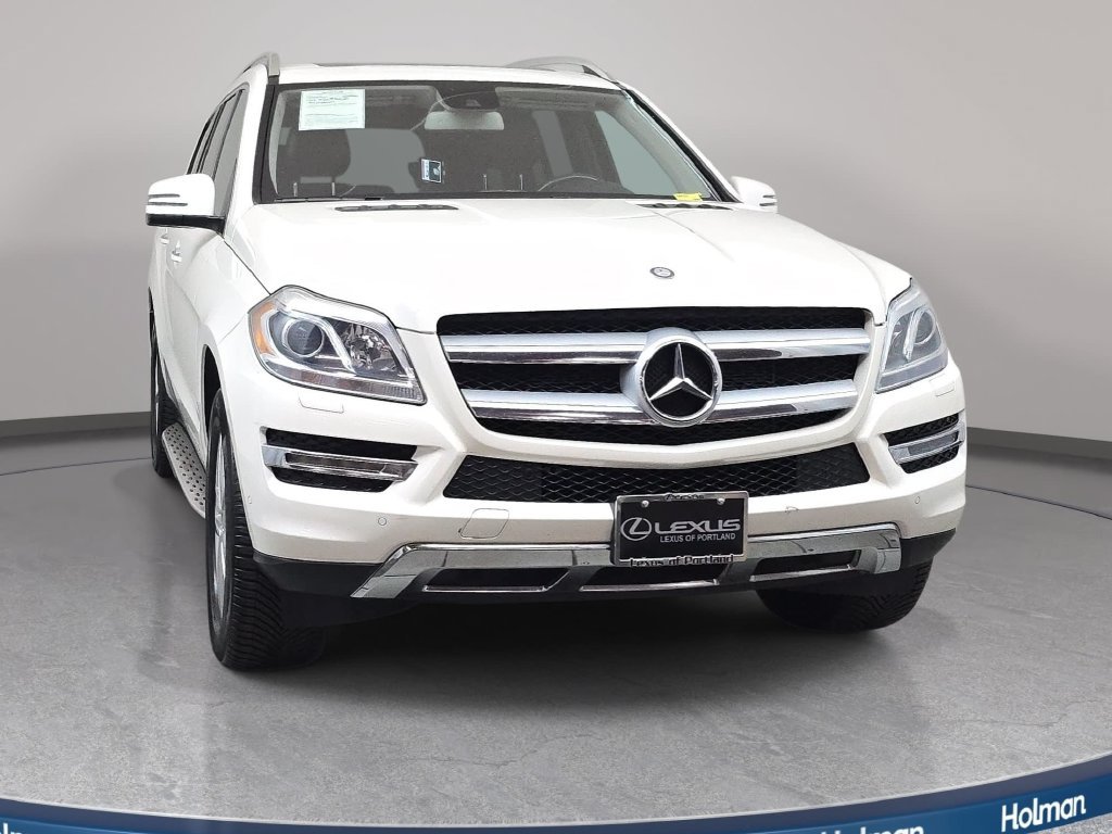 Used 2014 Mercedes-Benz GL 450 4MATIC image 3