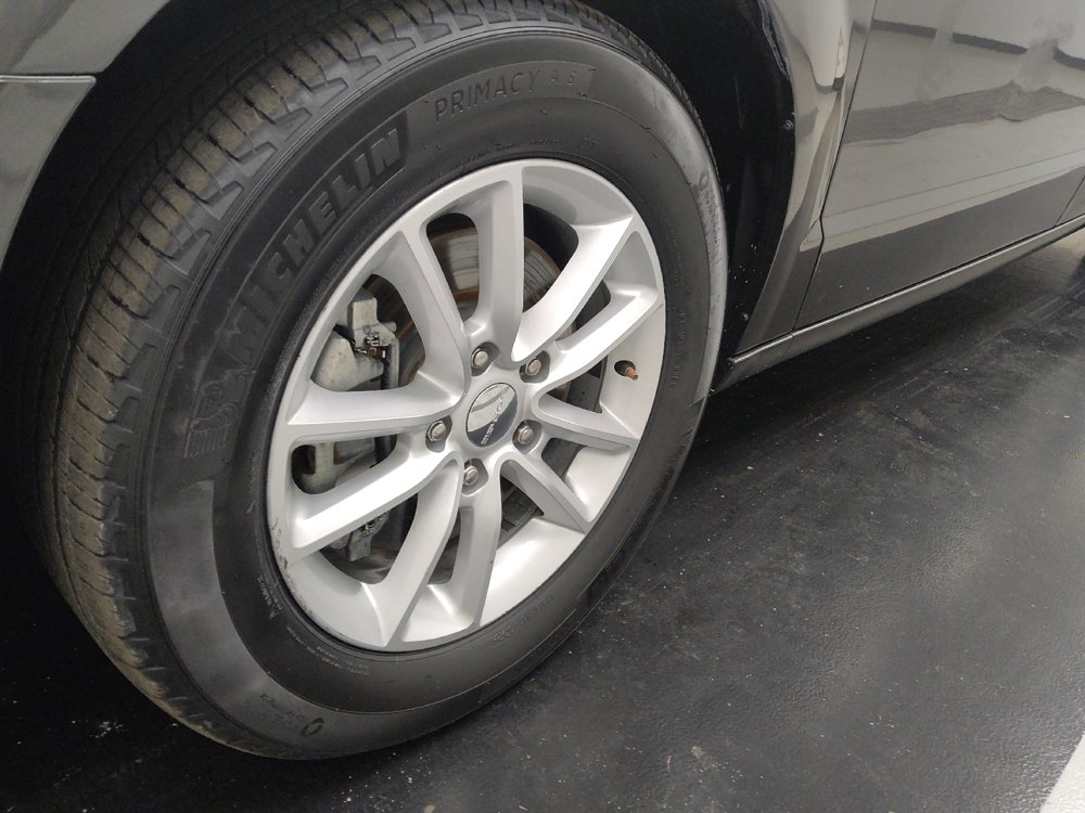 Used 2020 Dodge Grand Caravan SXT image 31