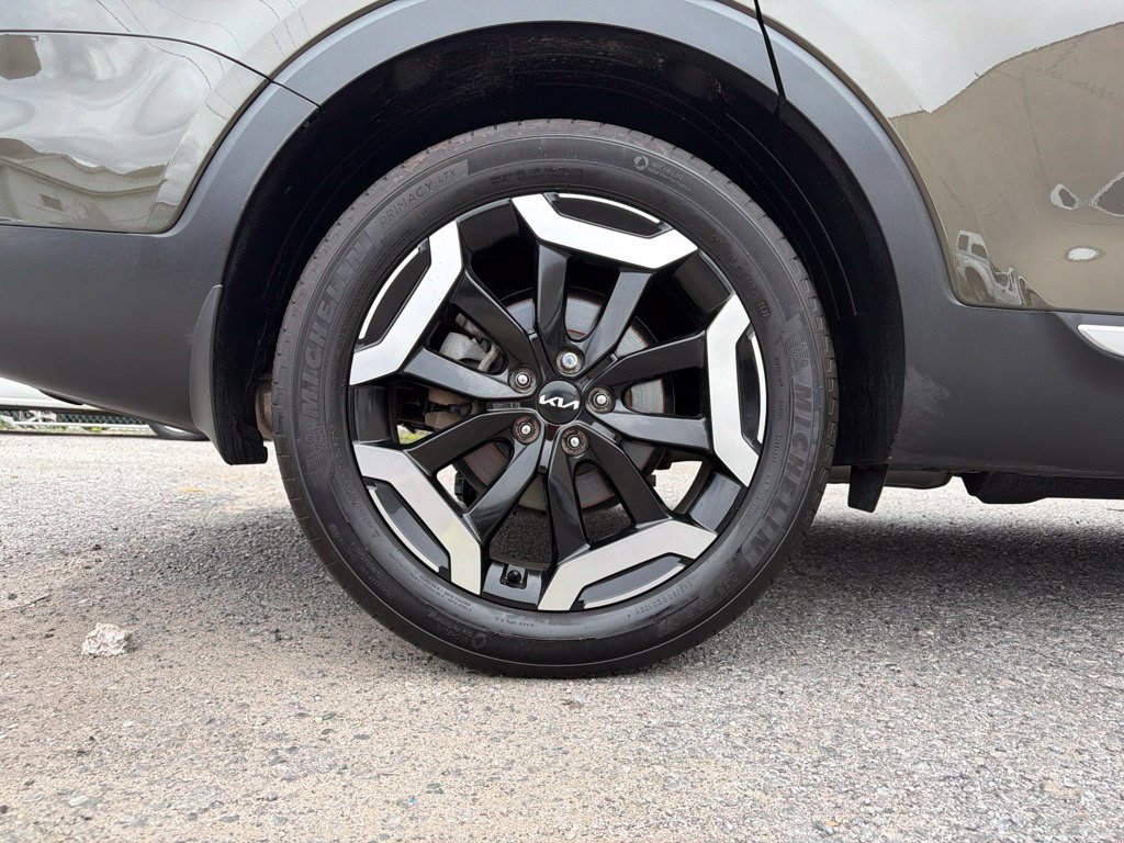 Used 2023 Kia Telluride EX AWD/4WD image 13