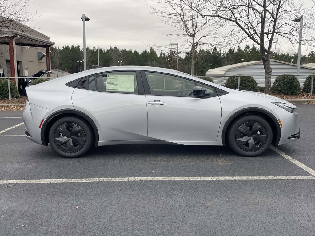 New 2026 Toyota Prius LE image 12