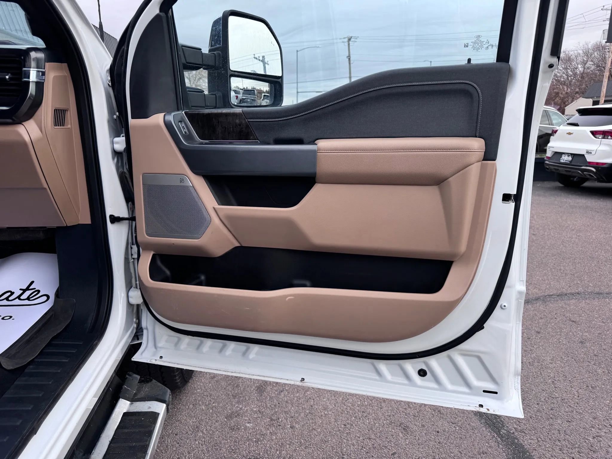 Used 2023 Ford F250 Lariat w/ Chrome Package image 21