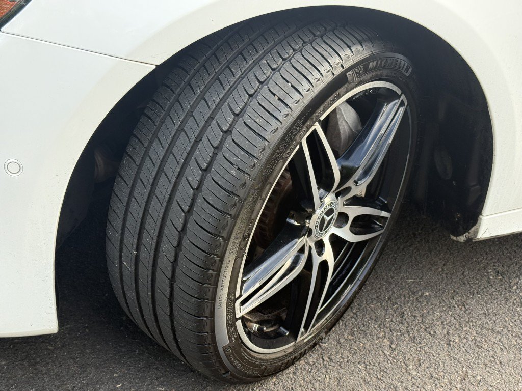 Used 2020 Mercedes-Benz E 350 Sedan image 38